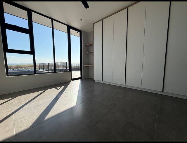 4 BEDROOM HOUSE FOR SALE IN SEATON ESTATE